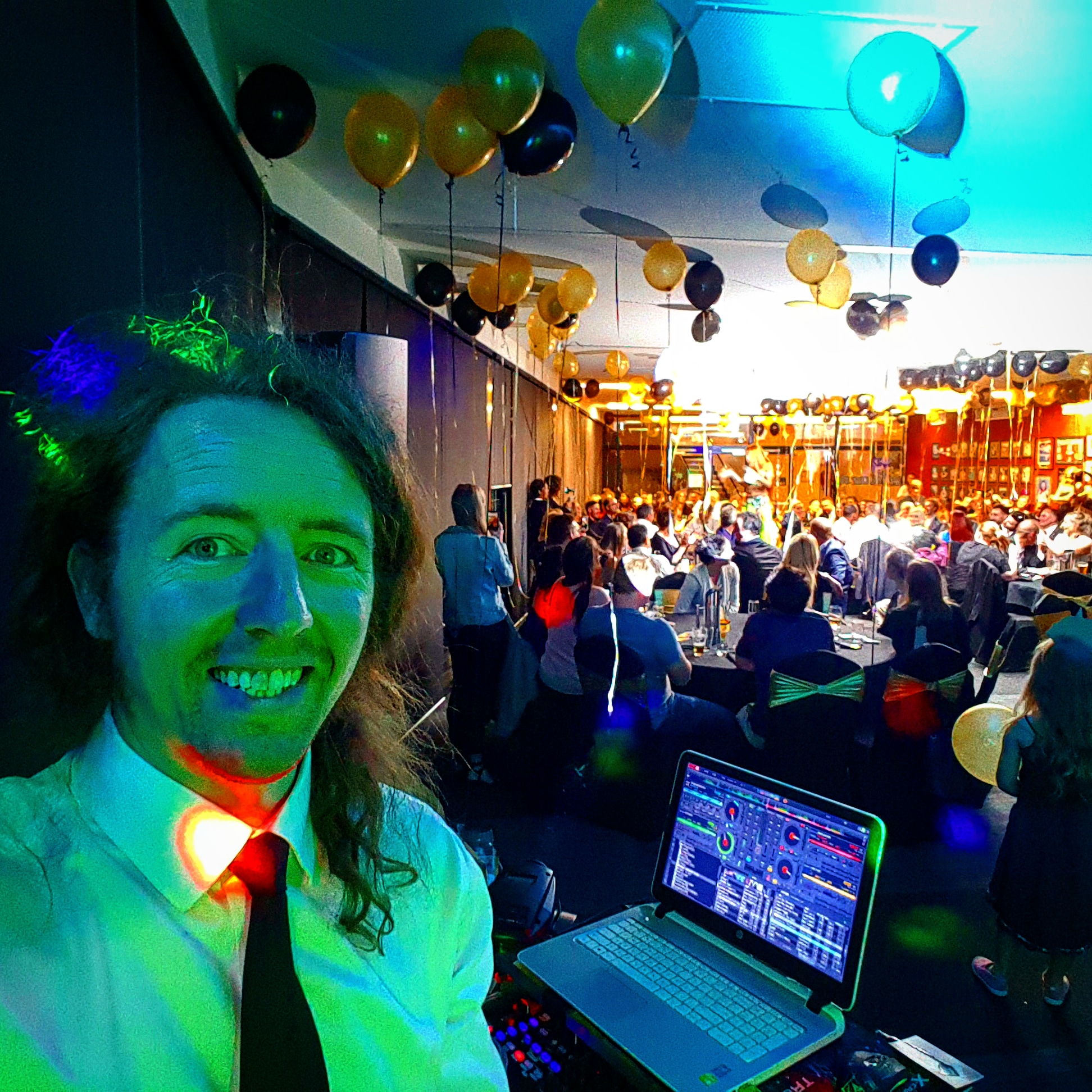 Customise your entertainment DJ , karaoke, live music, MC, Live